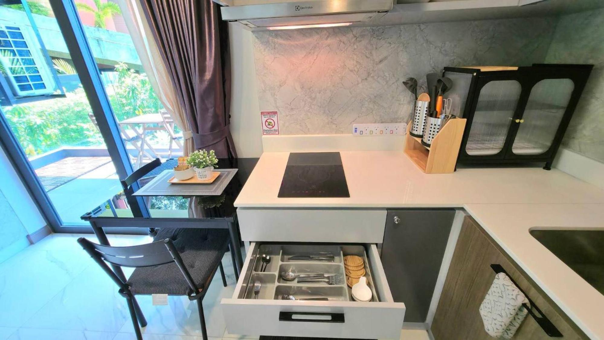 Room In Apartment - A301- Forest View Corner Unit 1Br-1Bath Ao Nang 外观 照片
